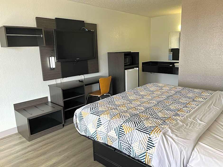 Motel 6 Baton Rouge Southeast