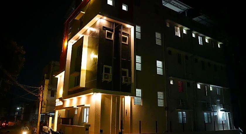 Hotel AKSHITH Inn