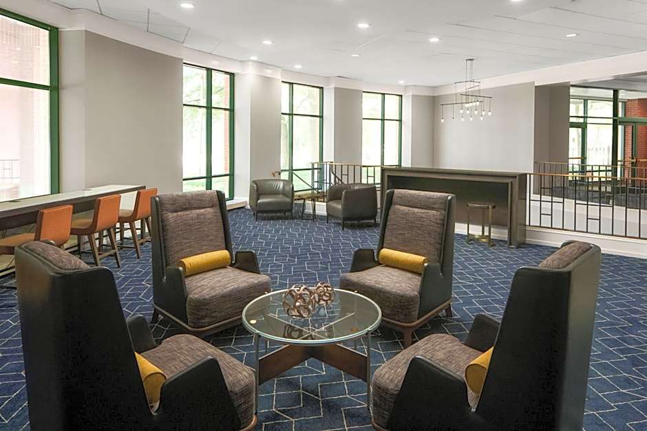 Courtyard by Marriott Chicago at Medical District/UIC