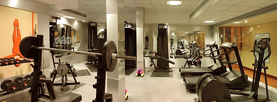 Noor Us Sabah Palace