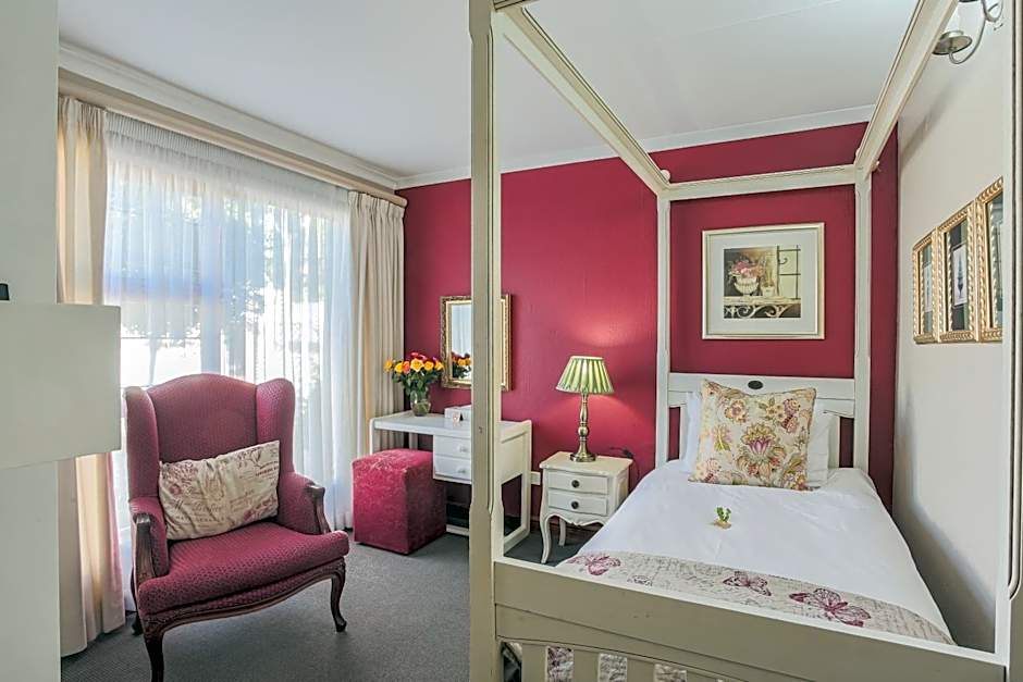 Sunninghill Guest Lodges