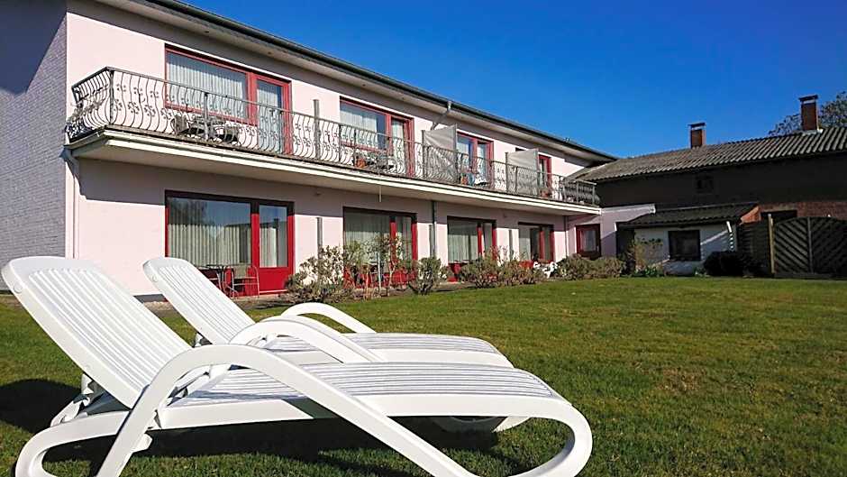 Ostseehotel Kappeln by team SchleiFee