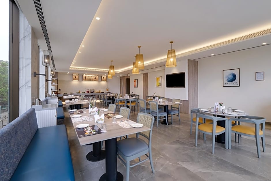 7 Apple Hotel Mahape, Navi Mumbai