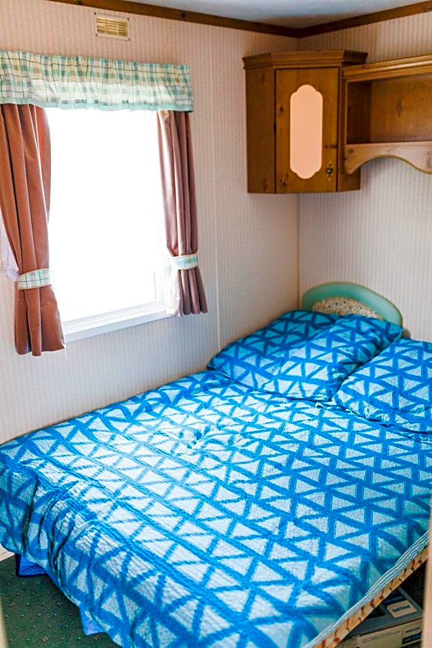 Domki nad jeziorem Mieruniszki