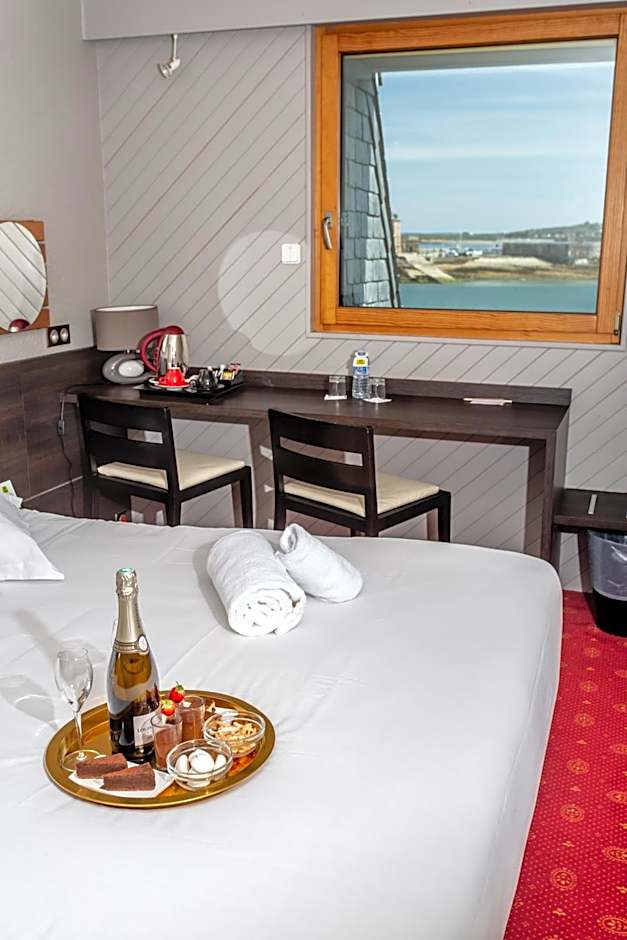 Logis Hôtel de France - Face à la Mer