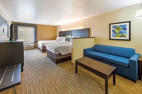 Standard Queen Room with Two Queen Beds