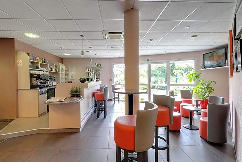 Brit Hotel Saint-Meen-le-Grand en Broceliande