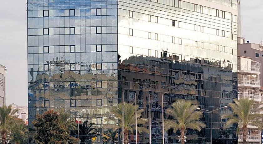 Movenpick Hotel Izmir