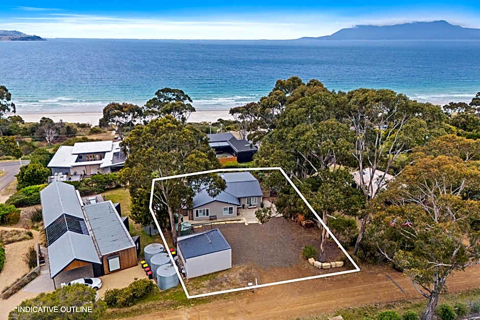 Sea views at Spring Beach Tasmanias East Coast