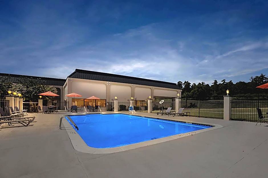 Quality Inn Macon West
