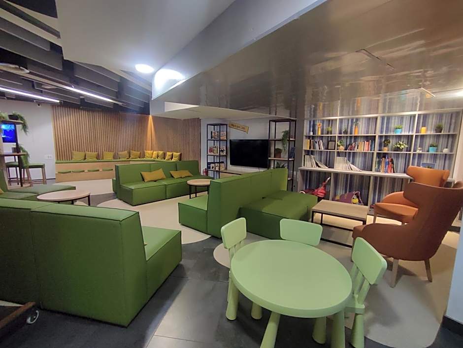 Twentytu Hostel Barcelona