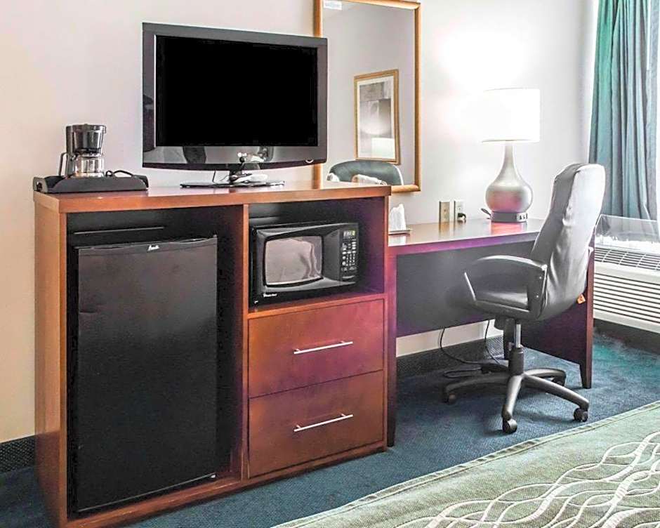 Quality Inn Waynesburg - Morrisville