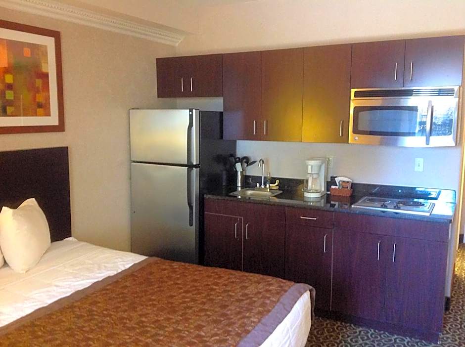 Hawthorn Suites by Wyndham El Paso Airport