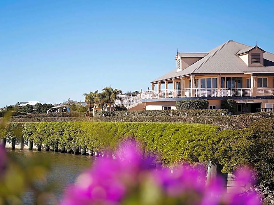 Harrington River Lodge