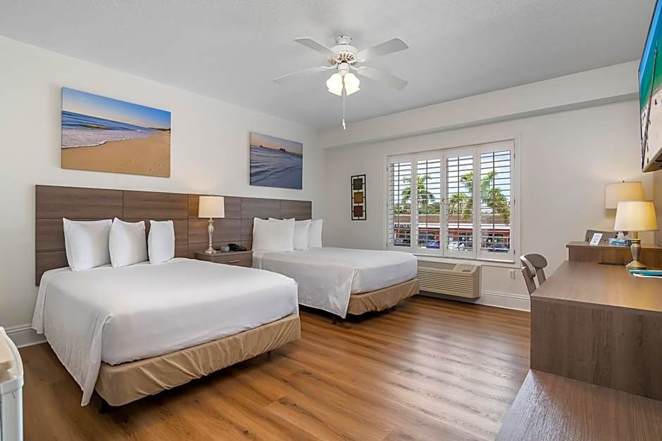 Naples Park Central Hotel