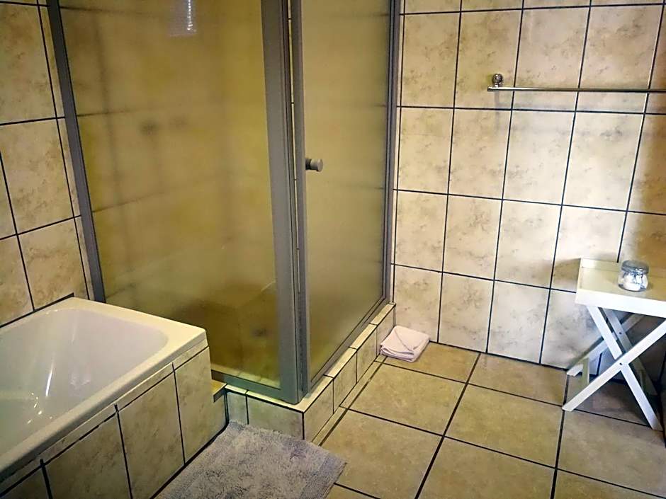 Augrabies Falls Lodge & Camp