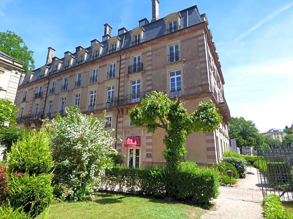 Le Grand Hotel de Plombières by Popinns