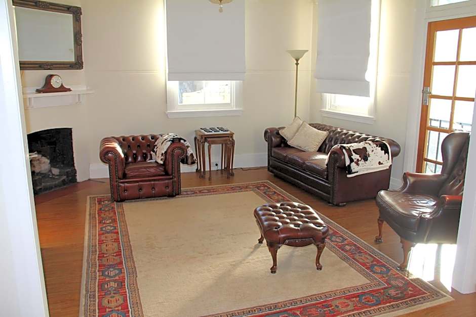 Mentor Chambers Apartment Bed & Breakfast