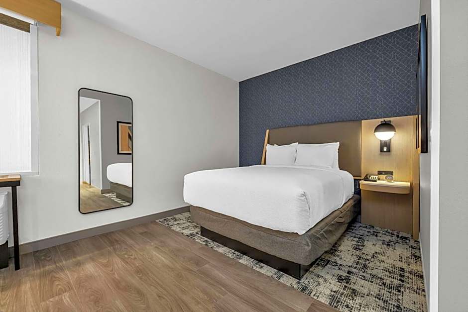 La Quinta Inn & Suites by Wyndham San Jose Silicon Valley