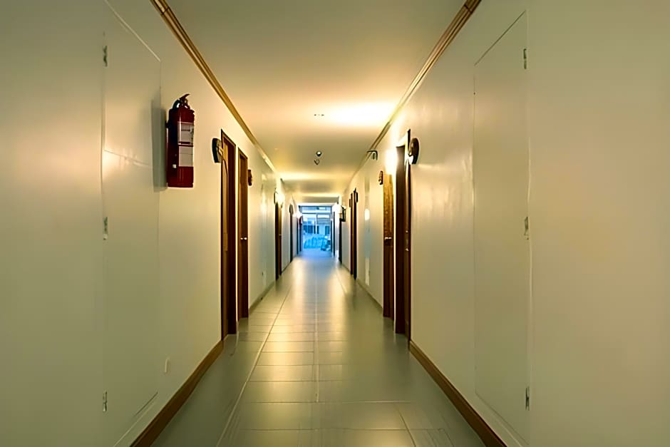 Riverside Hotel (SHA Plus)