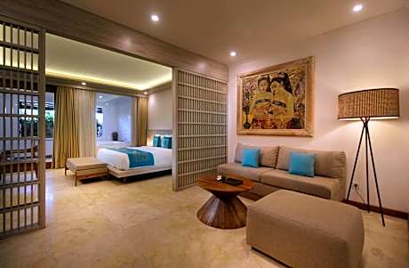 One-Bedroom Suite with Jacuzzi