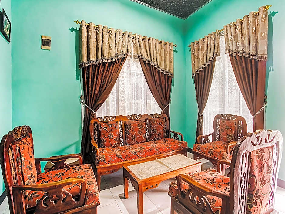 OYO Homes 91133 Desa Wisata Sumber Agung Syariah