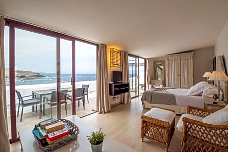 Suite Queen Size Bed