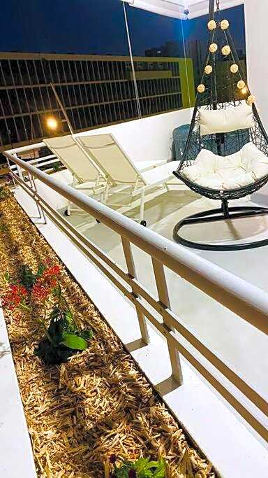 Urban Zen Appart Spacieux studio atypique avec bain a remous proche de tout