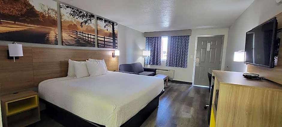 Days Inn by Wyndham Conway