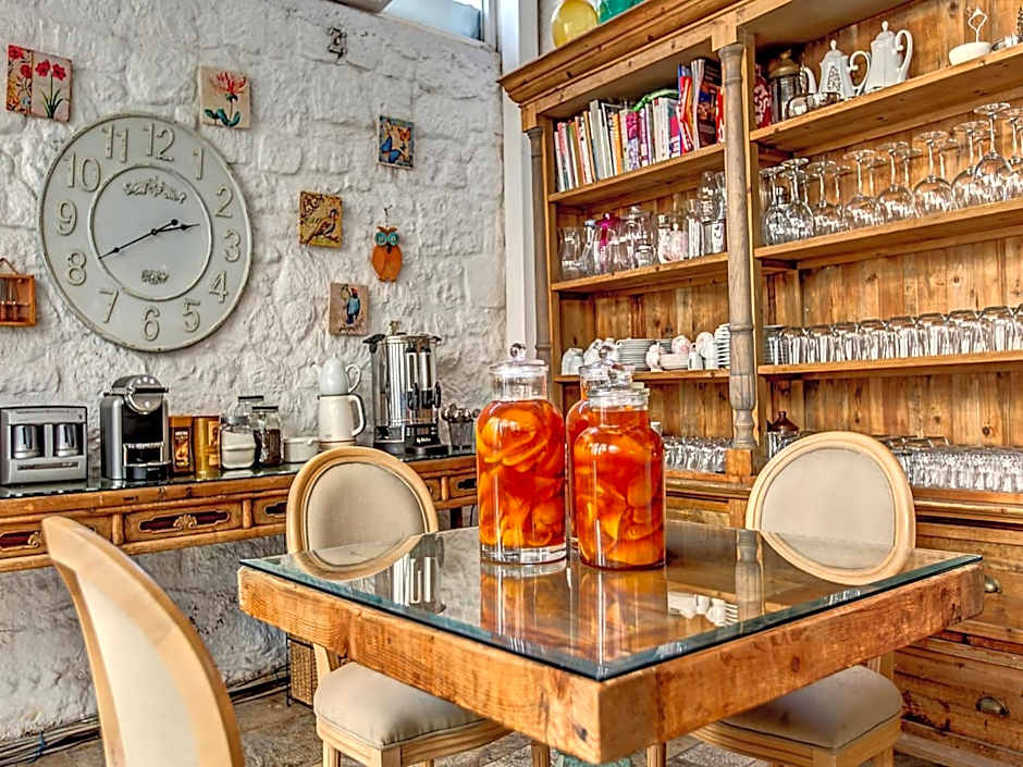 Beyevi Alaçatı