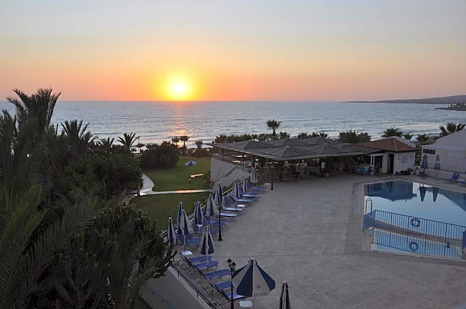 Helios Bay Hotel and Suites
