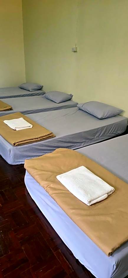 P.L.P Guesthouse - Mae Hong Son