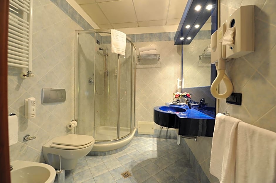 Hotel Parisi