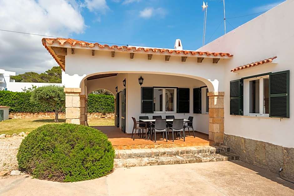 Villa Binisaret I by Mauter Villas