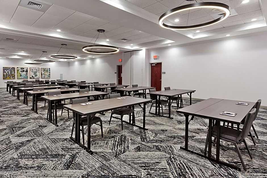 DoubleTree by Hilton Dothan, AL