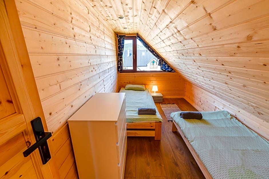 Chaty Trzy 731-950-635