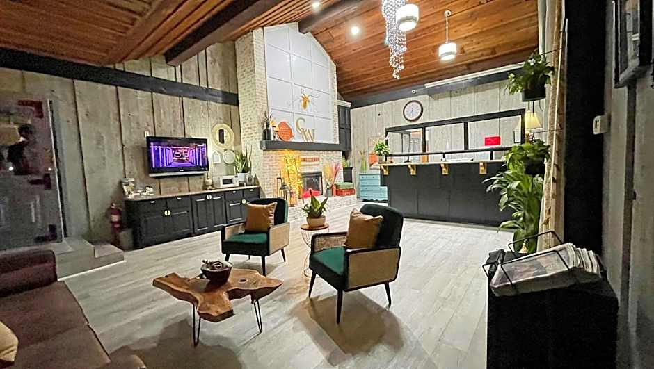 Charles Wesley Motor Lodge Broken Bow