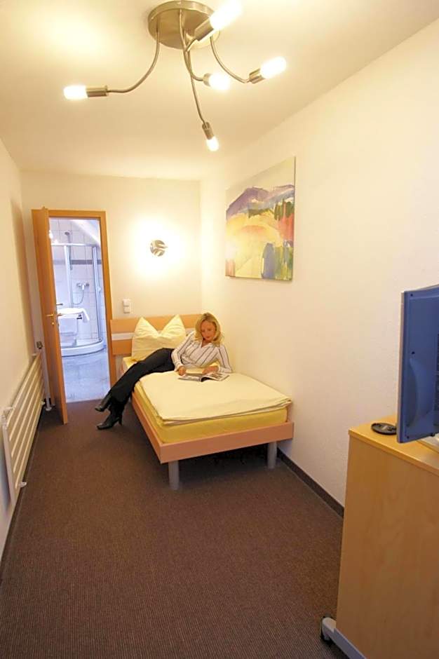 Wald-Cafe Hotel-Restaurant