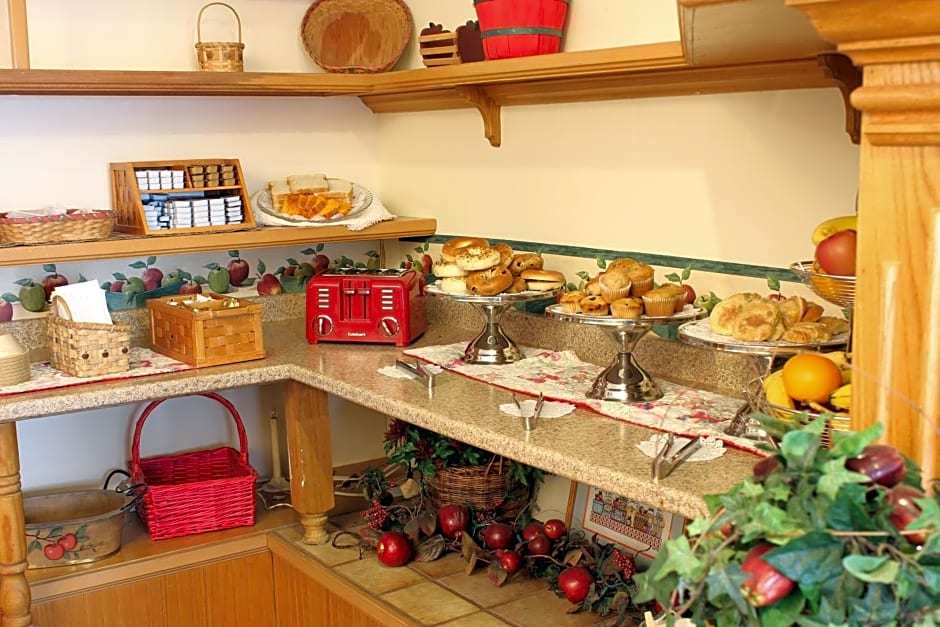 Apple Tree Inn; SureStay Collection by Best Western