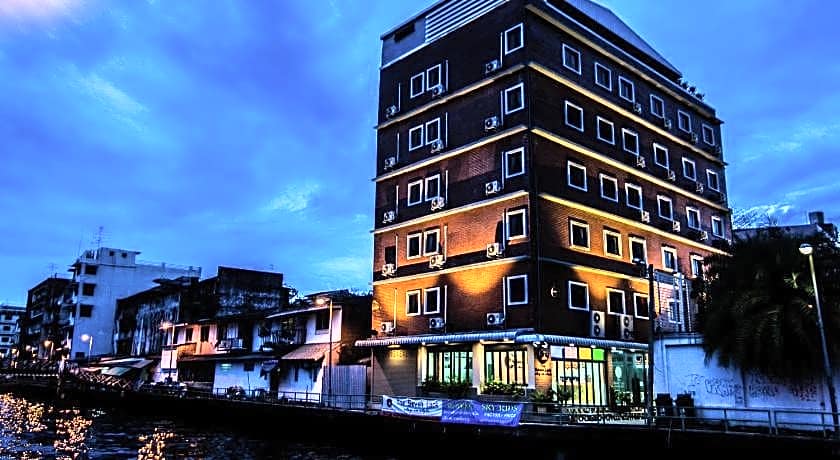 The Seven Luck - Stay in Style