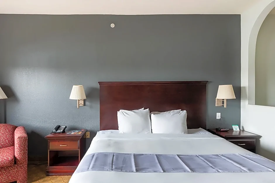Baymont by Wyndham Houston TX