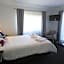 Hawks Nest Motel