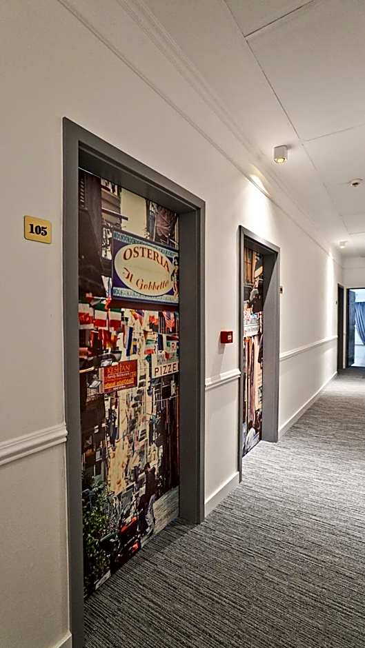 Hotel Made in Napoli by Siervo Międzybórz