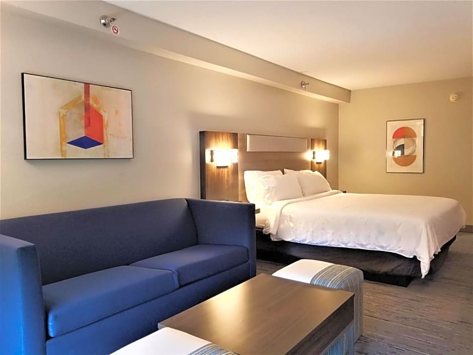 Holiday Inn Express Apex - Raleigh By IHG
