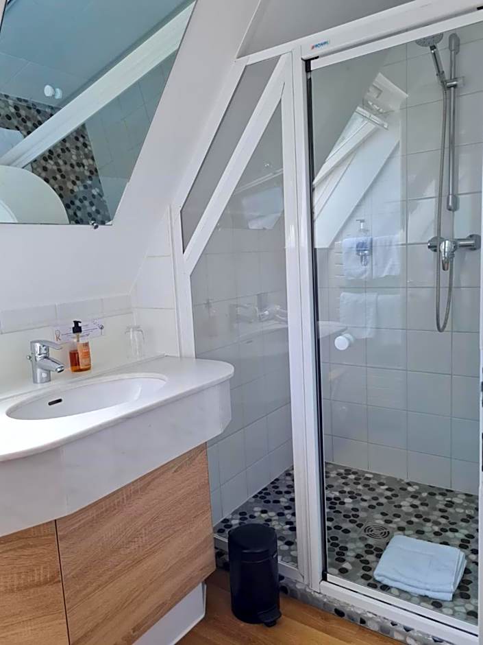 Hôtel Restaurant La Couronne by K