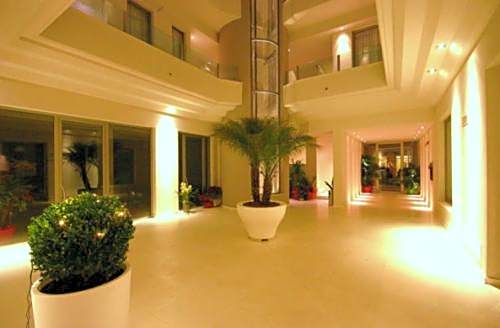 Home 15 Residence Hotel