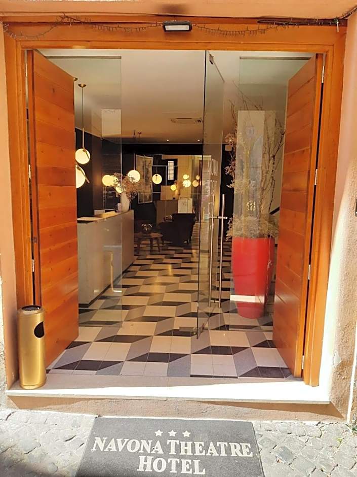 Navona Theatre Hotel