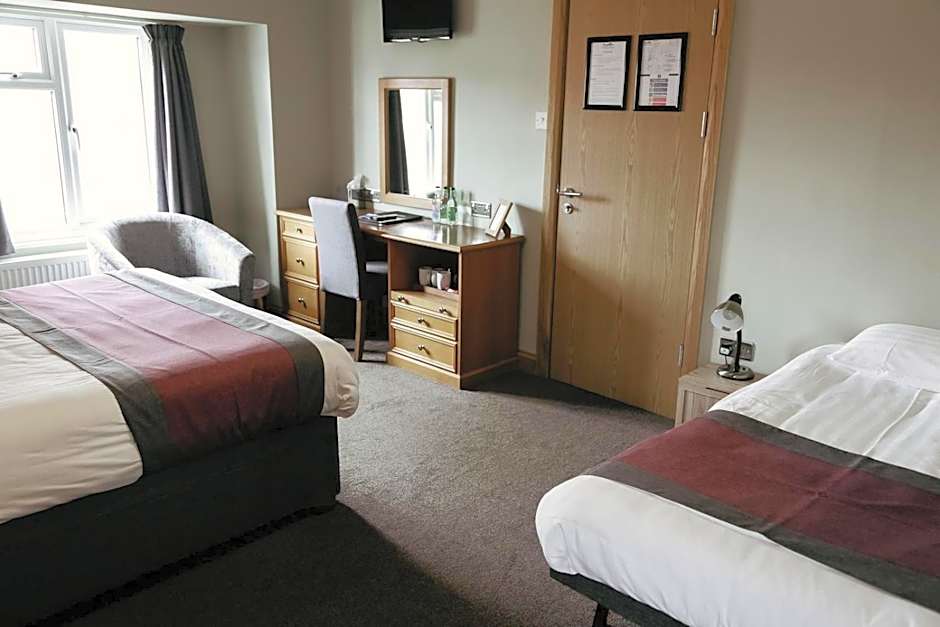 St. Davids Cross Hotel