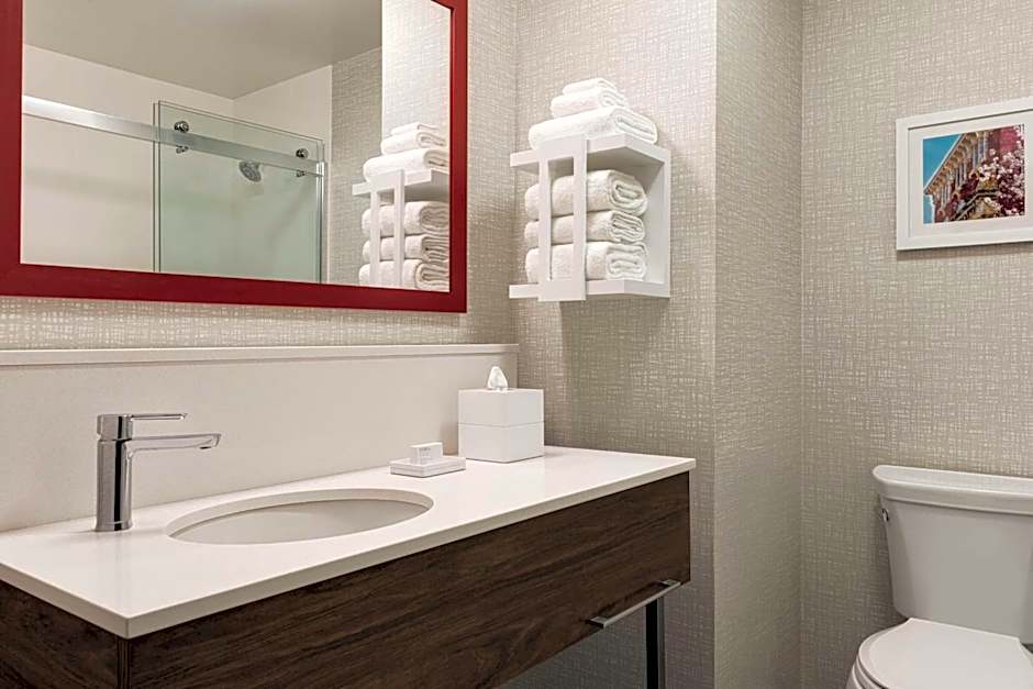 Hampton Inn By Hilton Starkville
