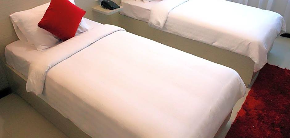 Marina Mamberamo Hotel